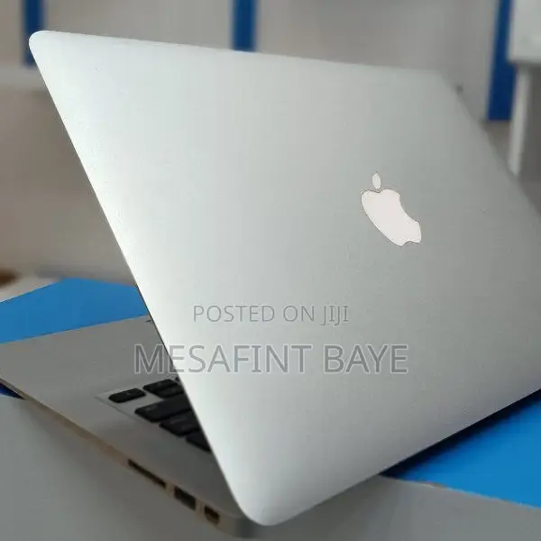 New Laptop Apple MacBook Air 2017 8GB Intel Core I5 SSD 128GB