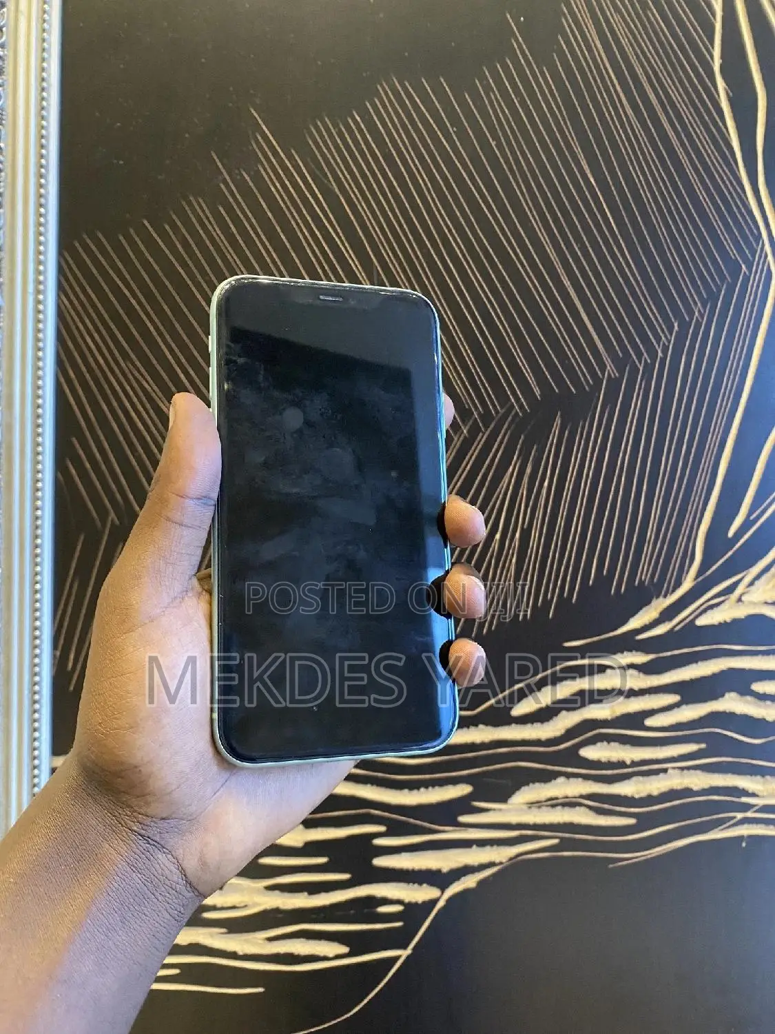 New Apple iPhone 11 64 GB Purple