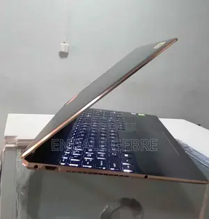 New Laptop HP Spectre 16GB Intel Core I7 SSD 512GB