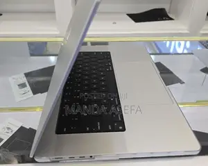 New Laptop Apple MacBook Pro 16GB Apple M2 SSD 1T