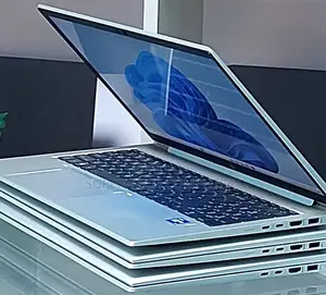 New Laptop HP EliteBook X360 1040 G7 16GB Intel Core I7 SSD 512GB