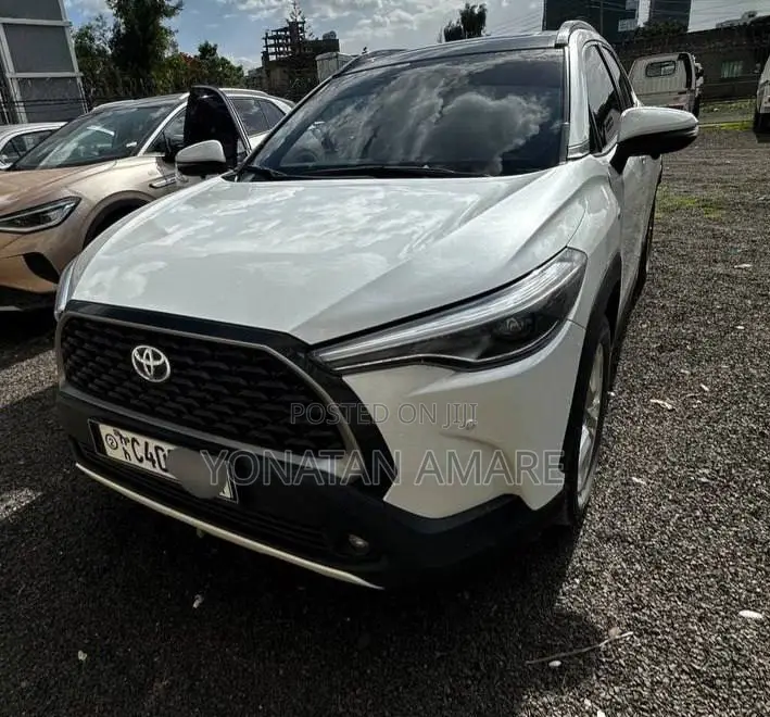 Toyota Corolla Cross 2023 White