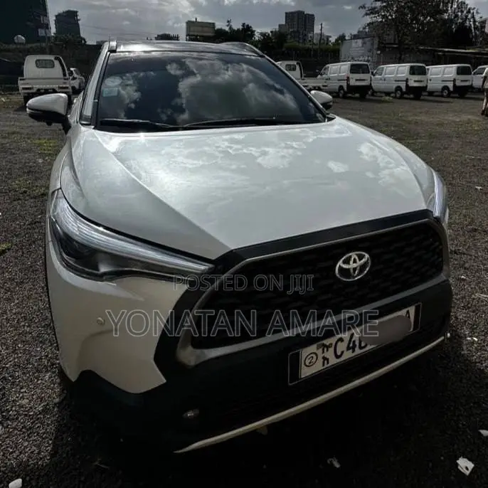 Toyota Corolla Cross 2023 White