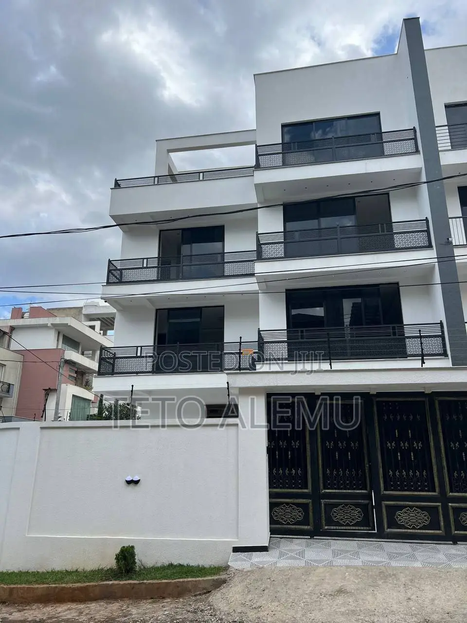 6bdrm House in የሚሸጥ ቤት ቦሌ ቡልቡል, Bole for sale