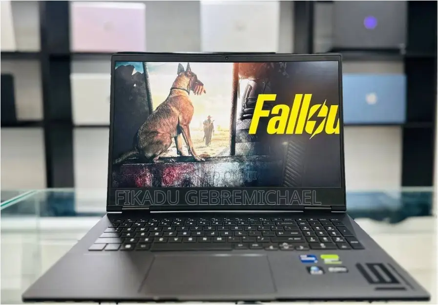 New Laptop HP Omen 16 16GB Intel Core i9 SSD 1T