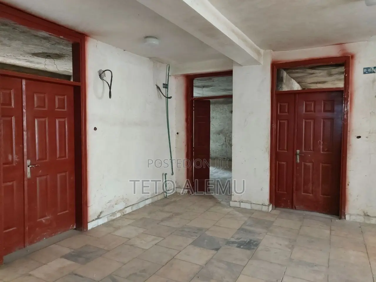 5bdrm House in የሚሸጥ ቤት ሳሊተ ምህርት, Bole for sale