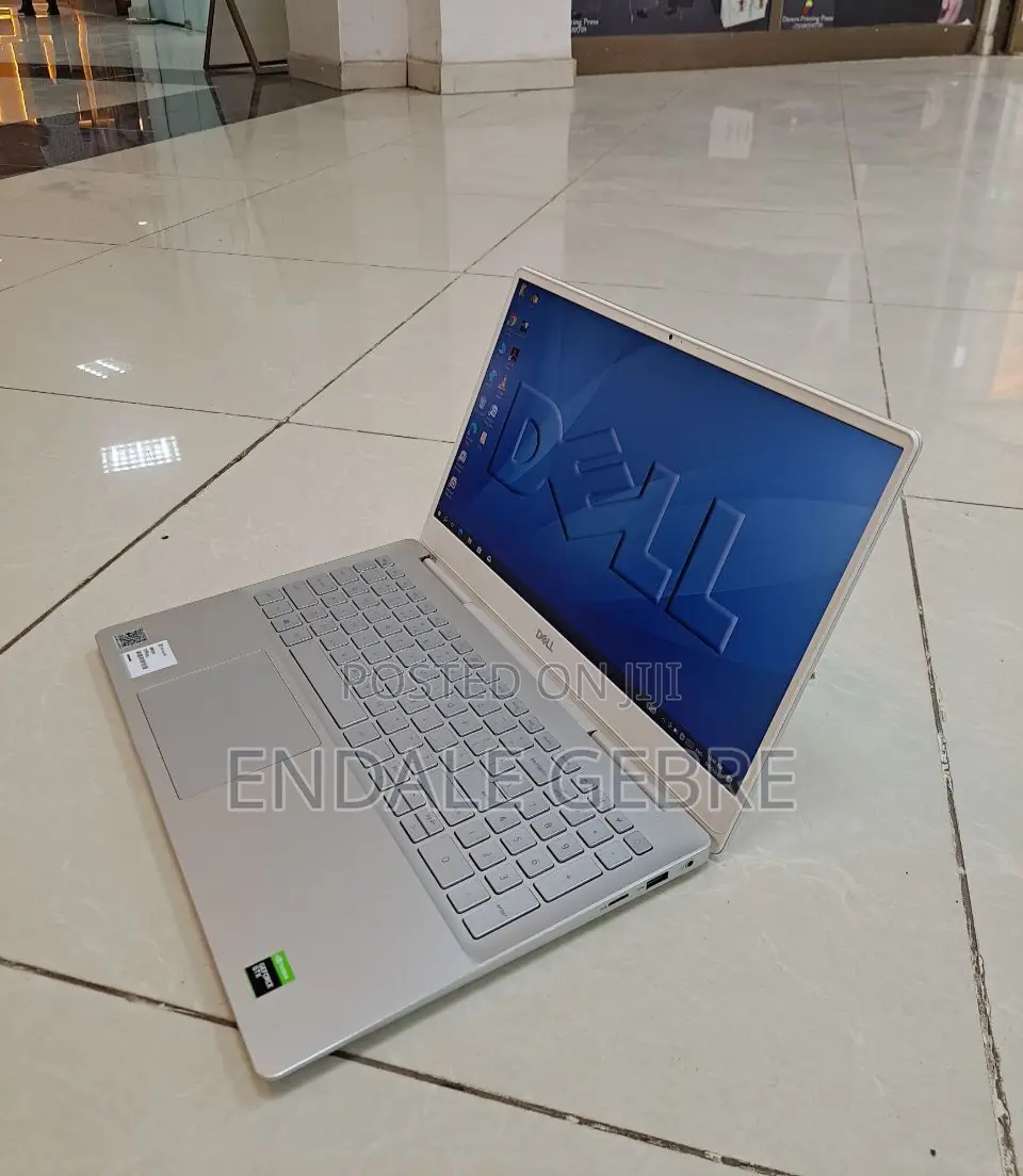 New Laptop Dell Inspiron 15 16GB Intel Core I5 SSD 512GB