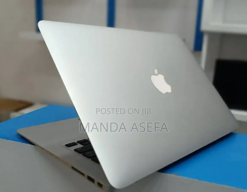 New Laptop Apple MacBook Air 2017 8GB Intel Core I5 SSD 128GB