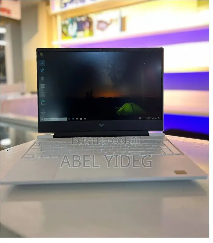 New Laptop HP Pavilion 15 8GB AMD Ryzen 5 SSD 512GB