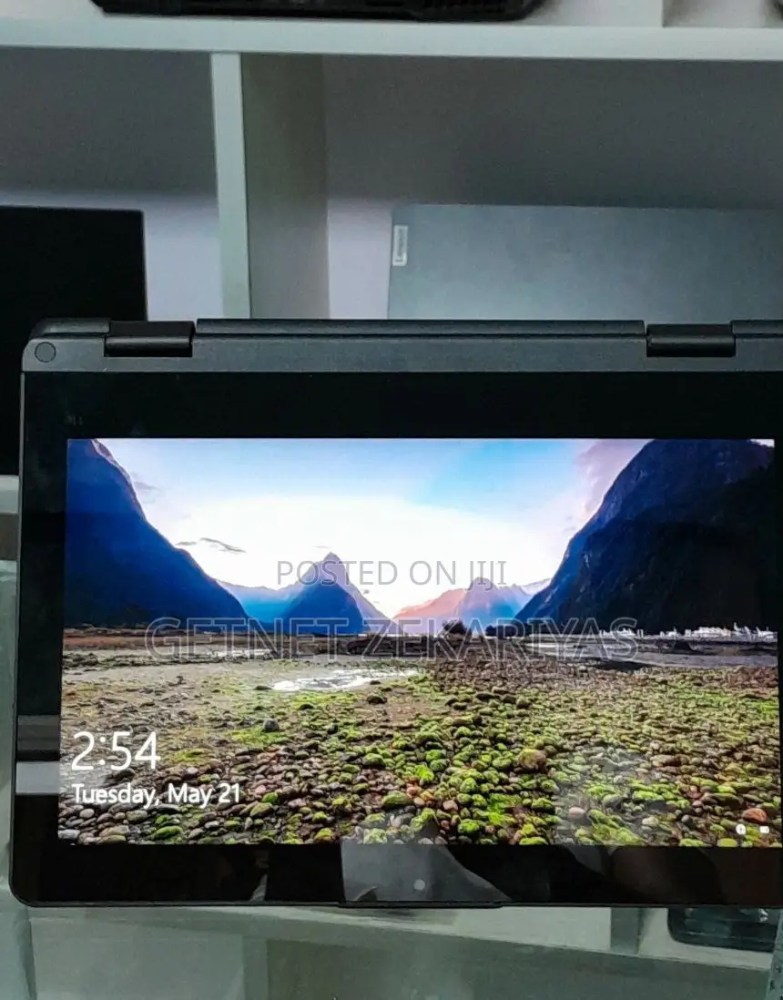 New Laptop Lenovo ThinkPad Yoga 8GB Intel Core I5 SSD 256GB