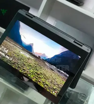 Photo - New Laptop Lenovo ThinkPad Yoga 8GB Intel Core I5 SSD 256GB