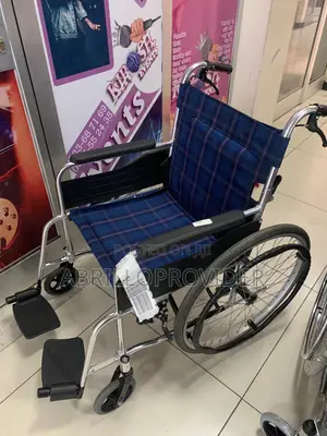 Second Wheelchair>%Wheelchair>%Wheelchair%*Wheelchair%*Wheel