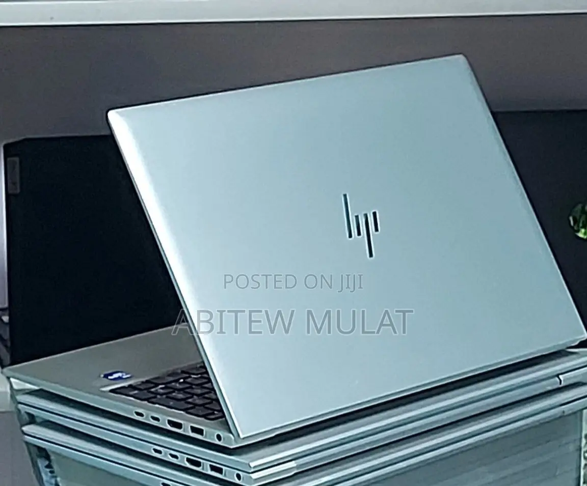 New Laptop HP EliteBook 1050 16GB Intel Core I7 SSD 512GB