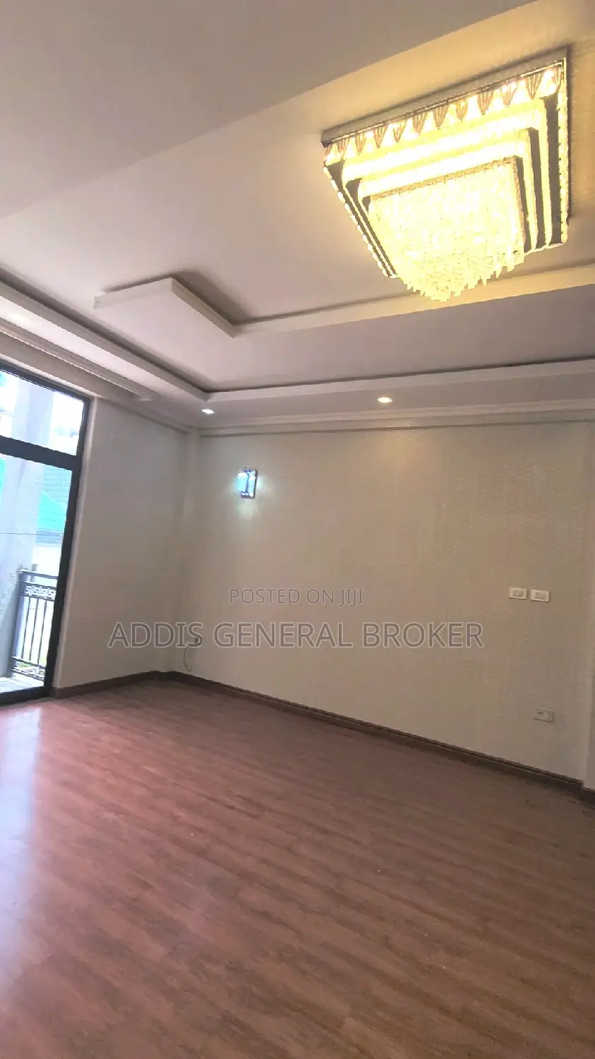 Furnished 7bdrm House in ቦሌ ቡልቡላ, Bole for sale