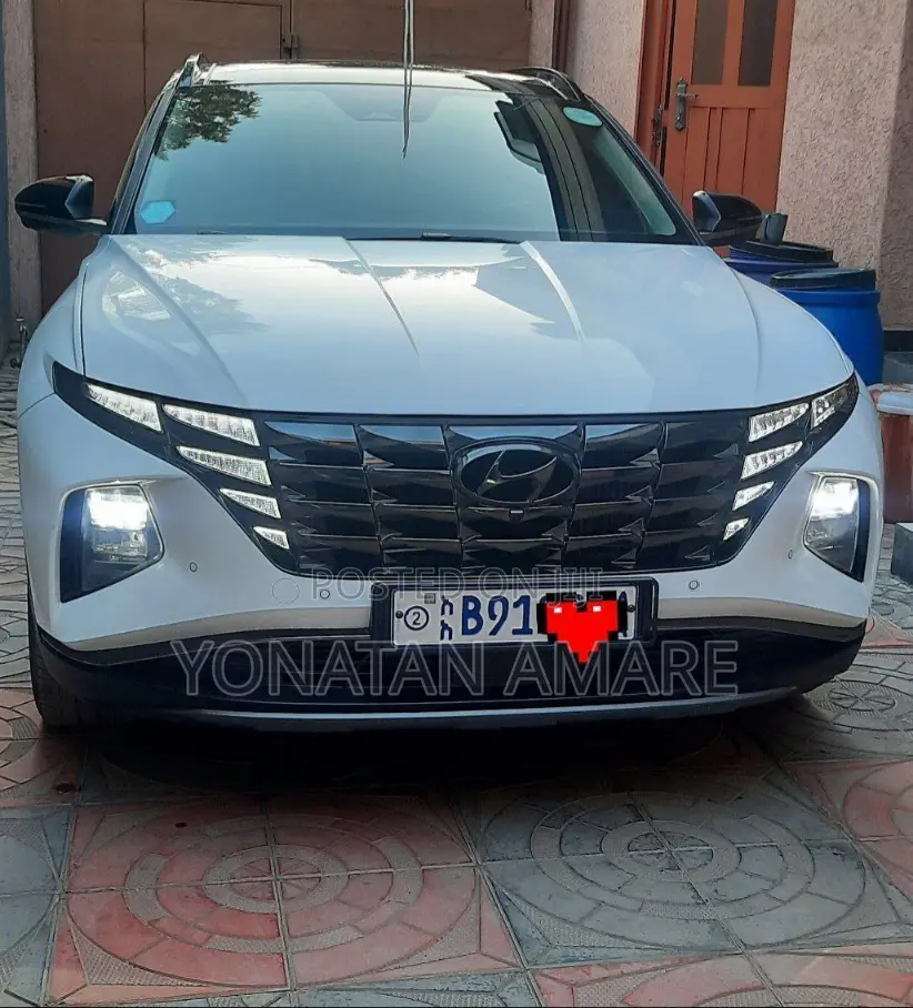 Hyundai Tucson 2021 White