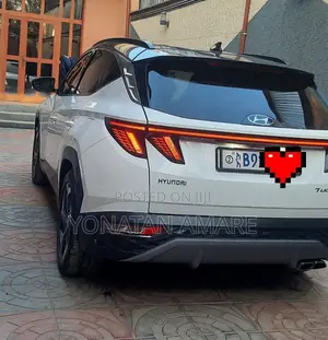 Hyundai Tucson 2021 White
