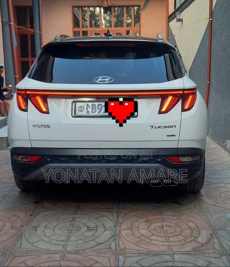 Hyundai Tucson 2021 White