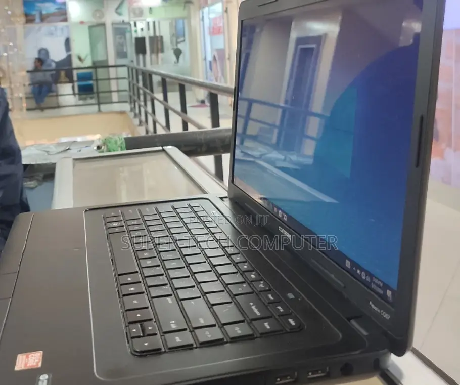 New Laptop HP Compaq 500 8GB AMD A6 SSD 256GB