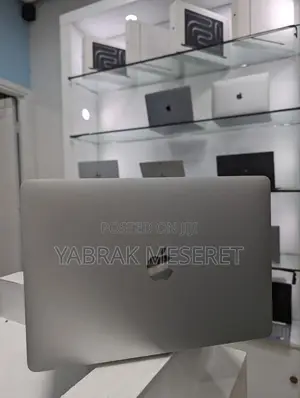 Photo - New Laptop Apple MacBook Air 2020 M1 8GB Apple M1 SSD 512GB