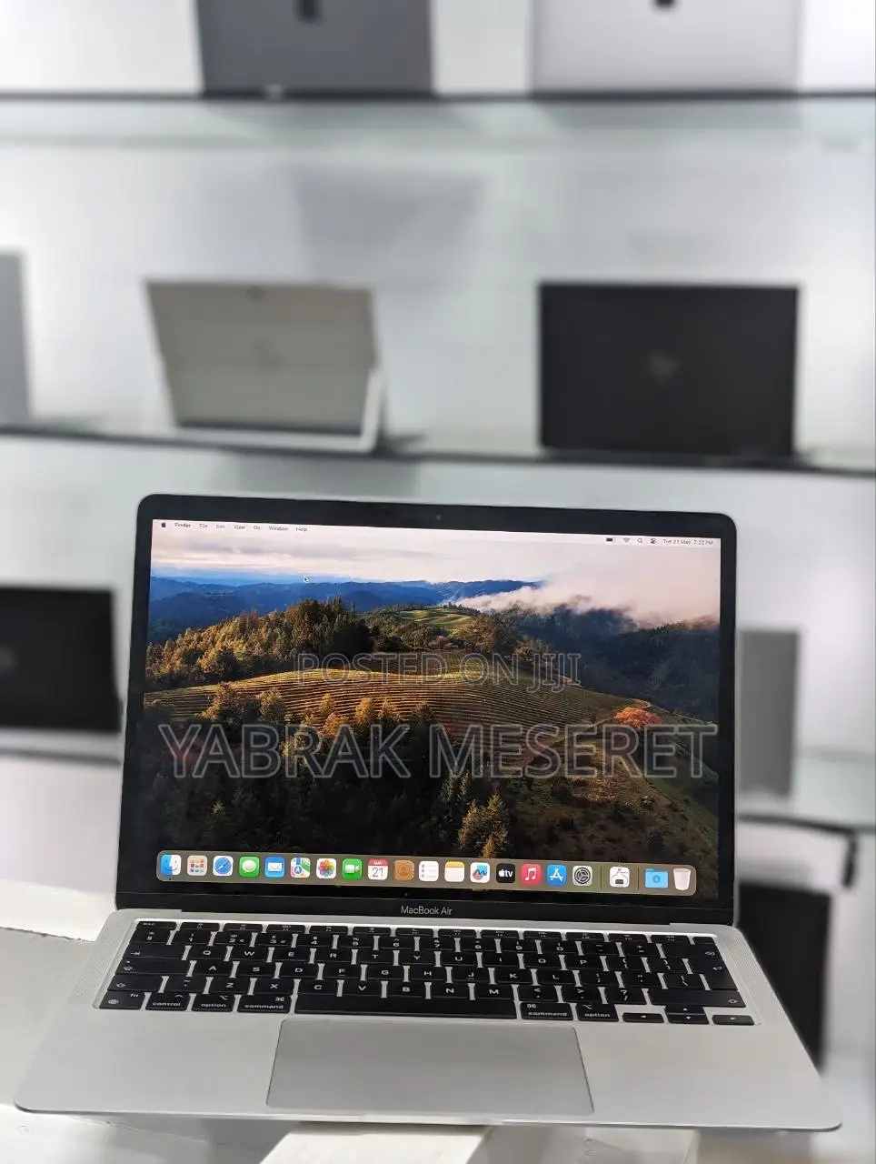 New Laptop Apple MacBook Air 2020 M1 8GB Apple M1 SSD 512GB