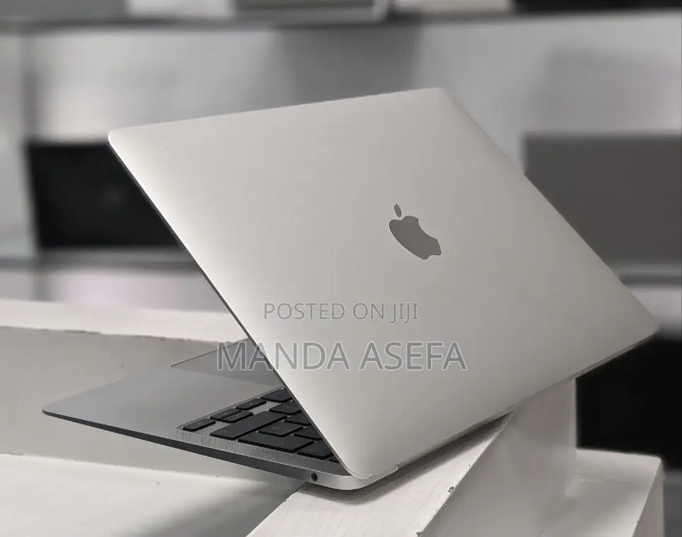New Laptop Apple MacBook Air 8GB Apple M1 SSD 512GB