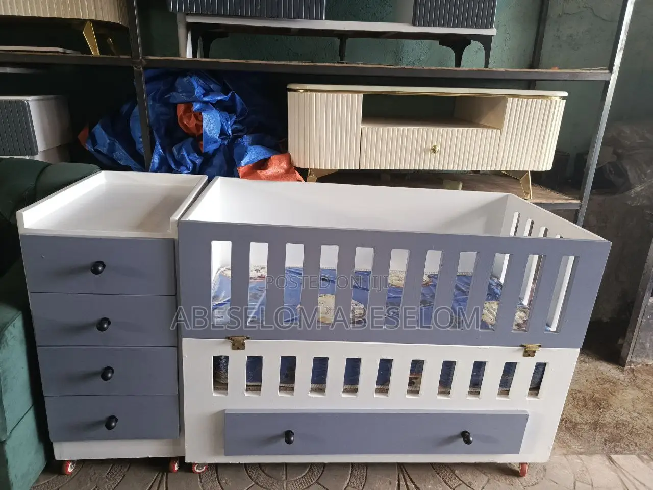 የልጆች አልጋ እስከ ፍራሹ