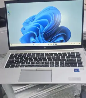 New Laptop HP EliteBook 840 G8 16GB Intel Core I7 SSD 512GB