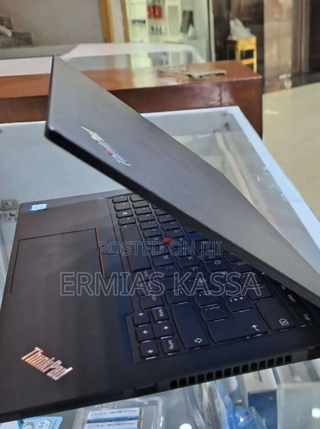 New Laptop Lenovo Thinkpad T490s 16GB Intel Core I7 SSD 512GB