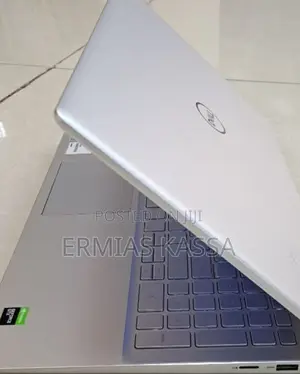 New Laptop Dell Inspiron 15 16GB Intel Core I5 SSD 512GB