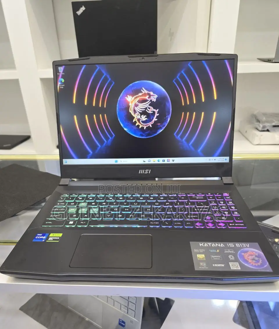 New Laptop MSI Katana 15 16GB Intel Core I7 SSD 1T
