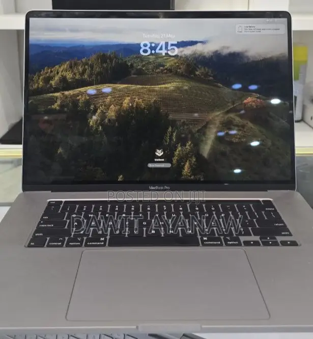 New Laptop Apple MacBook Pro 2019 32GB Intel Core I9 SSD 1T