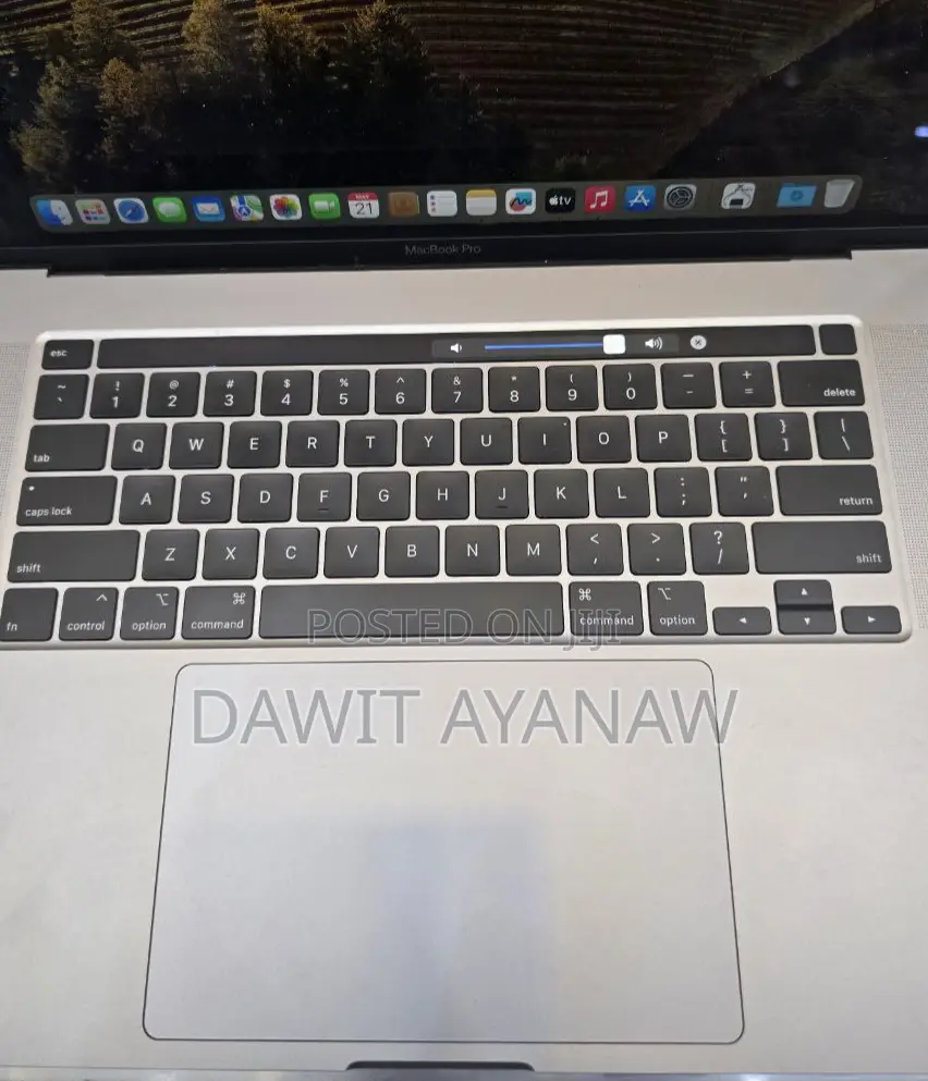 New Laptop Apple MacBook Pro 2019 32GB Intel Core I9 SSD 1T