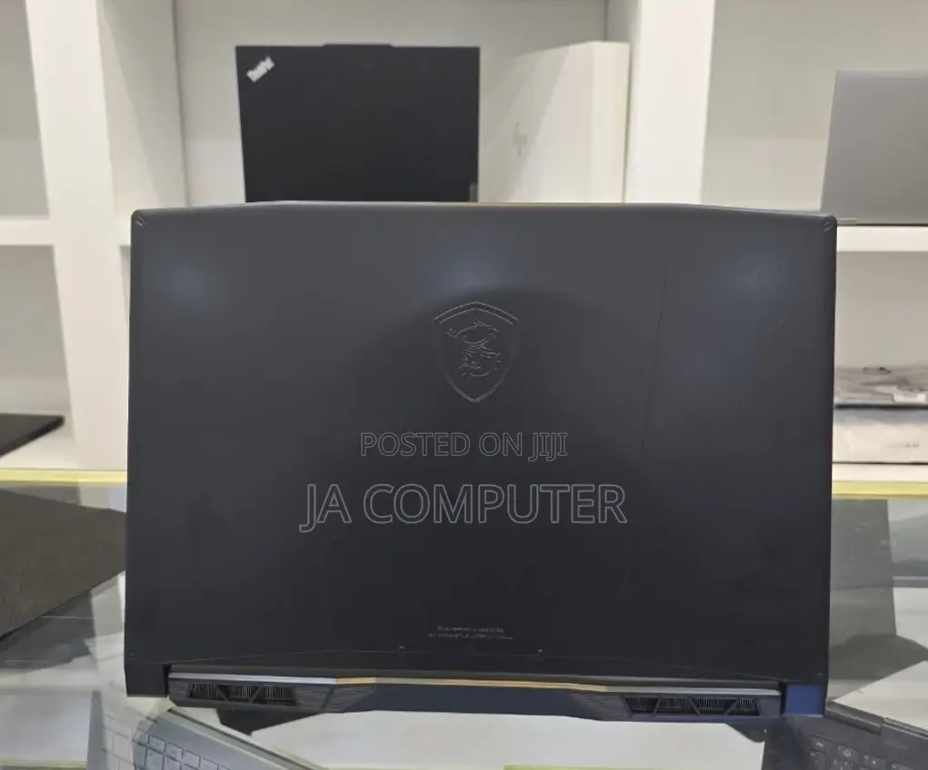 New Laptop MSI Katana 15 16GB Intel Core I7 SSD 1T