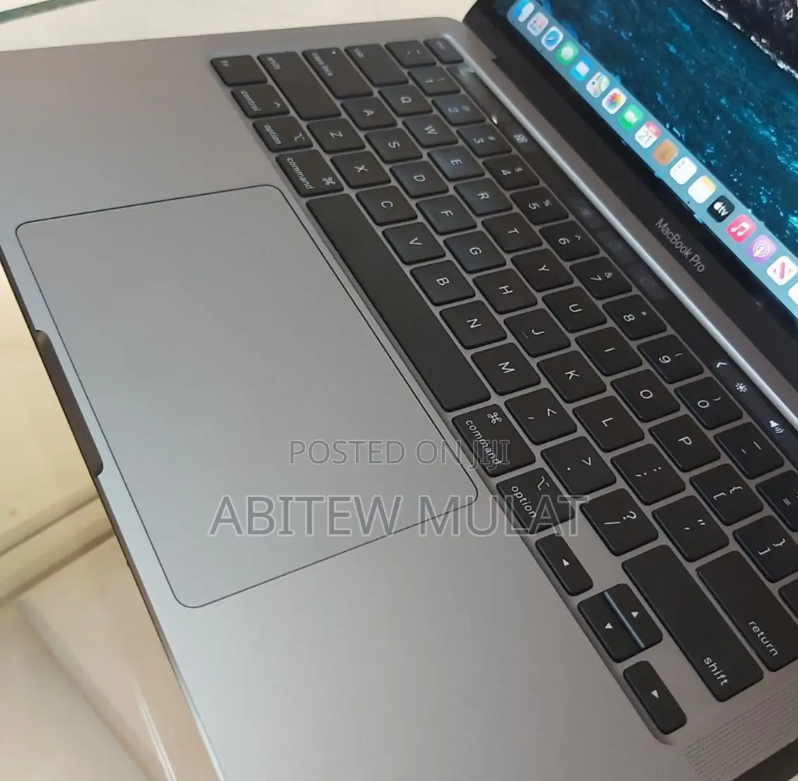 New Laptop Apple MacBook Pro 2020 16GB Intel Core I5 SSD 512GB