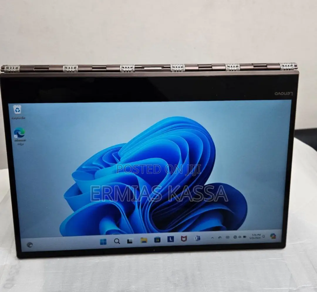 New Laptop Lenovo Yoga C930 8GB Intel Core I7 SSD 512GB