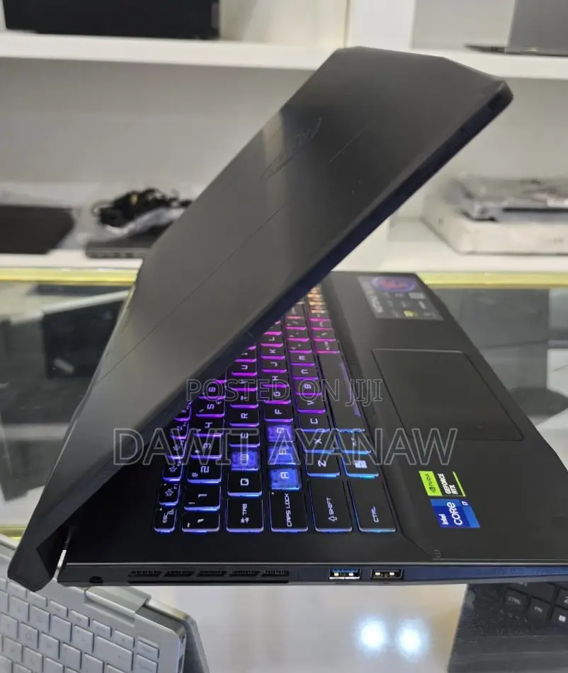 New Laptop MSI Katana 15 16GB Intel Core I7 SSD 1T