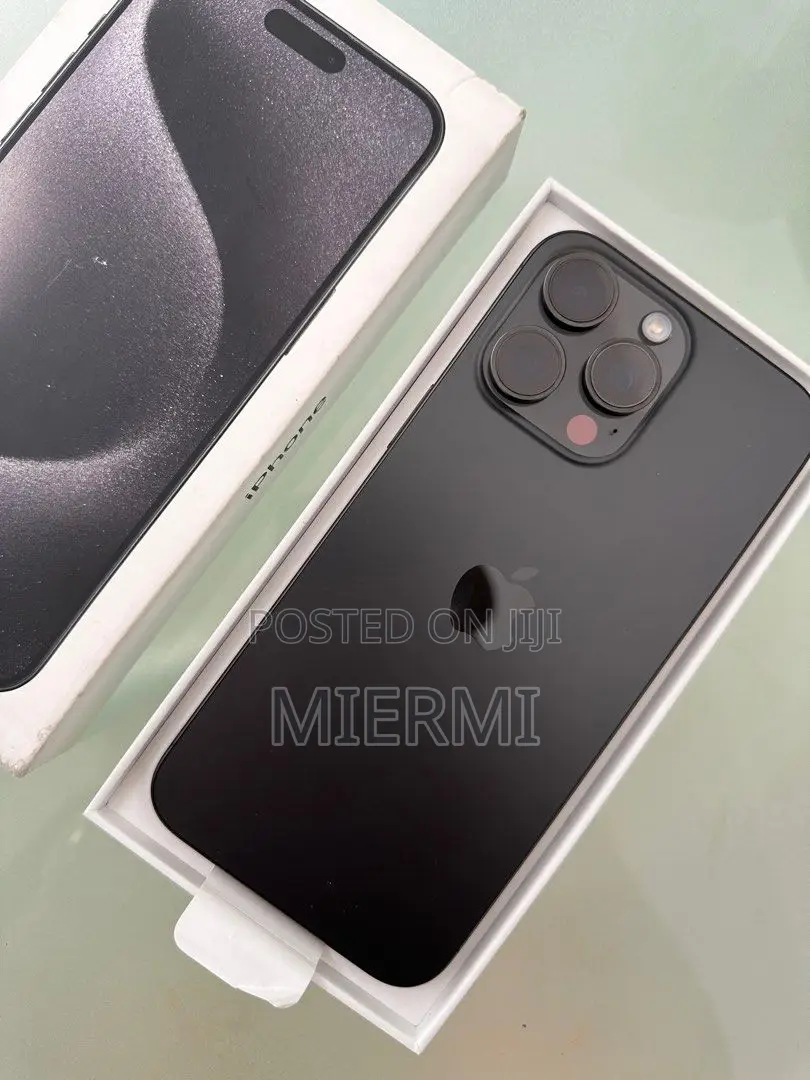 New Apple iPhone 15 Pro Max 256 GB Black