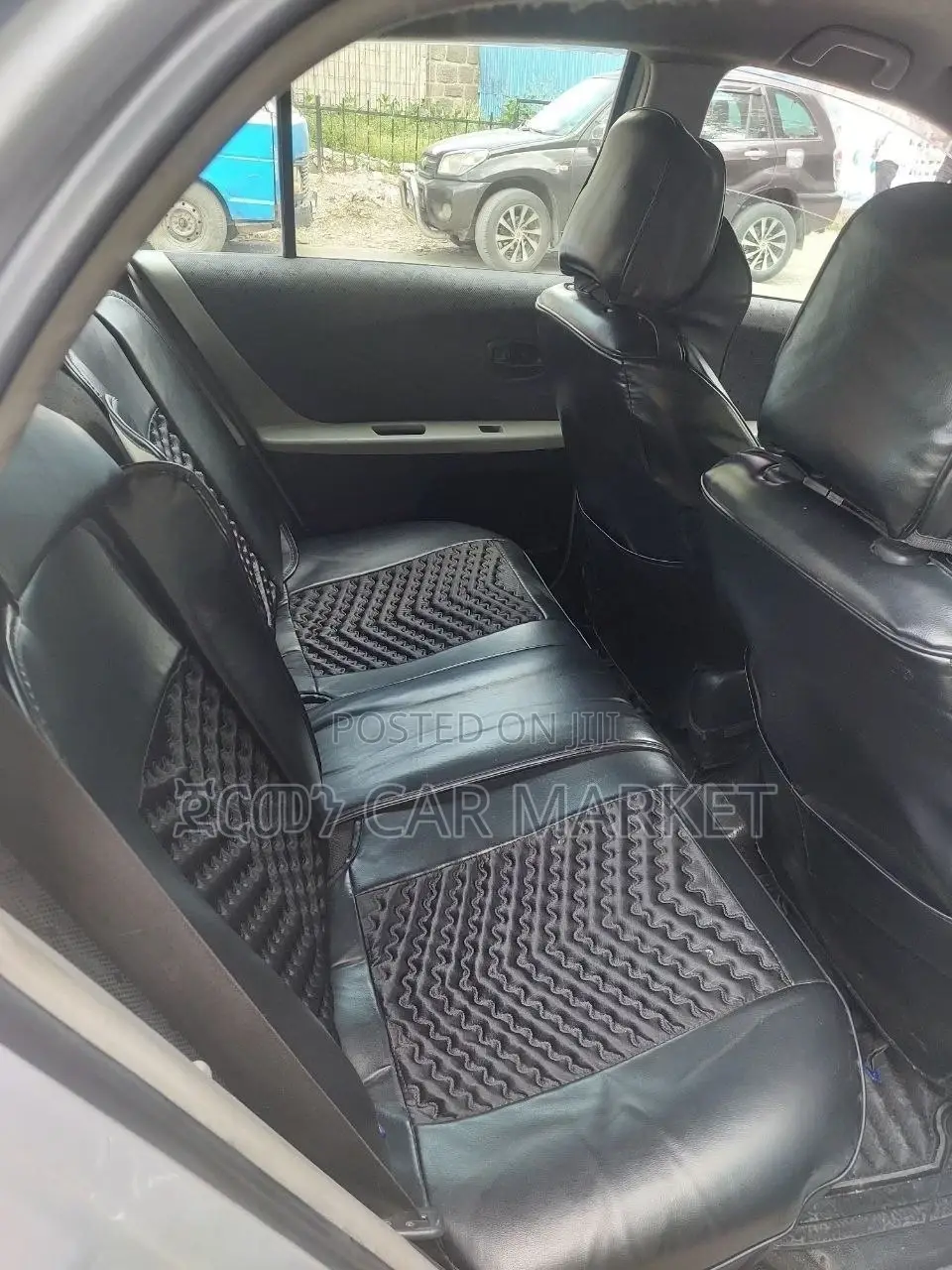 Toyota Yaris 2010 Silver