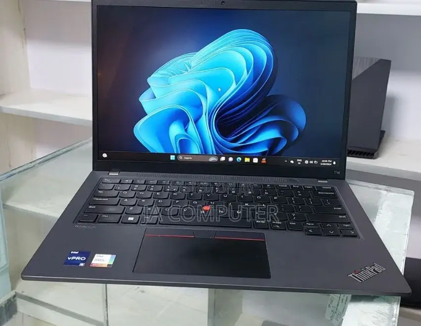 New Laptop Lenovo ThinkPad T14 16GB Intel Core I5 SSD 512GB