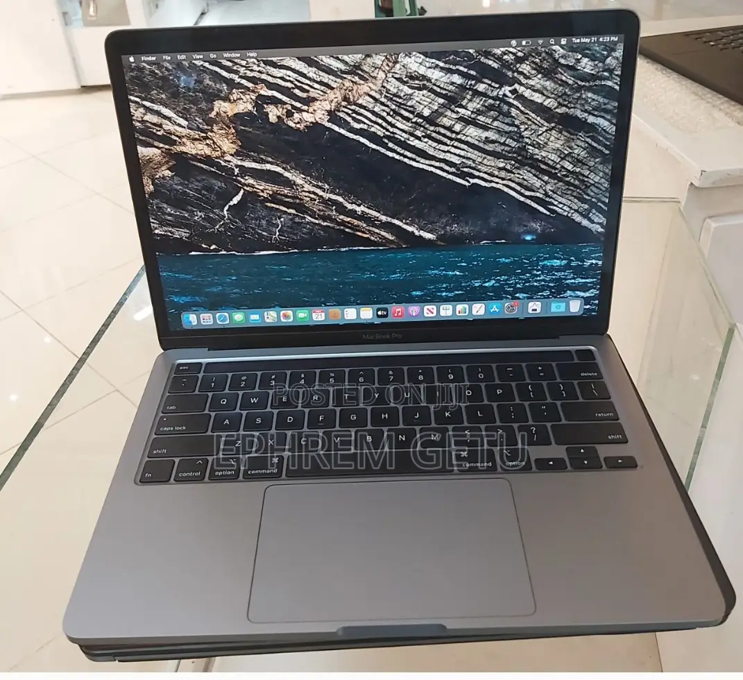 New Laptop Apple MacBook Pro 2019 32GB Intel Core I9 SSD 1T