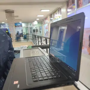 Laptop HP Compaq Presario V5000 4GB AMD A6 HDD 250GB