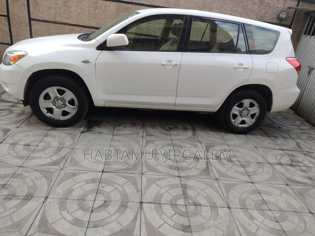Toyota RAV4 2006 White