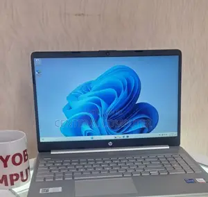 New Laptop HP Stream Notebook 8GB Intel Core I7 SSD 1T