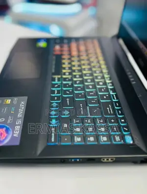 New Laptop MSI Katana 15 16GB Intel Core I7 SSD 512GB