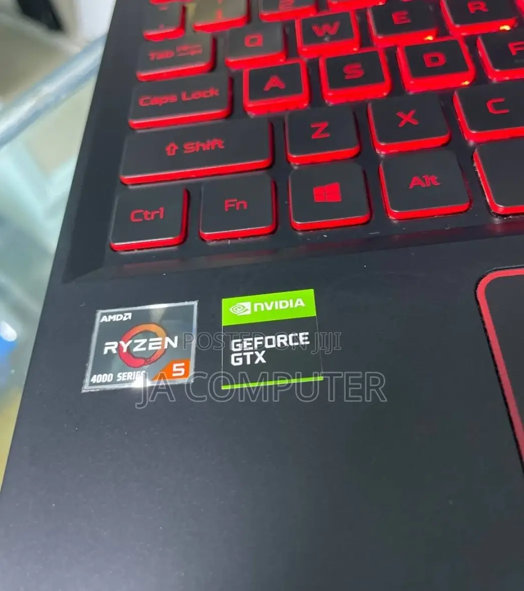 New Laptop Acer Nitro 5 8GB AMD Ryzen 5 SSD 256GB
