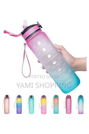 Photo - 900ML Water Bottle With Straw