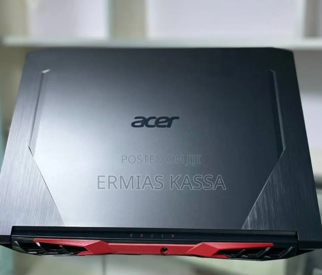New Laptop Acer Nitro 5 8GB AMD Ryzen 5 SSD 256GB