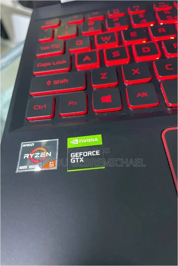 New Laptop Acer Nitro 5 8GB AMD Ryzen 5 SSD 256GB