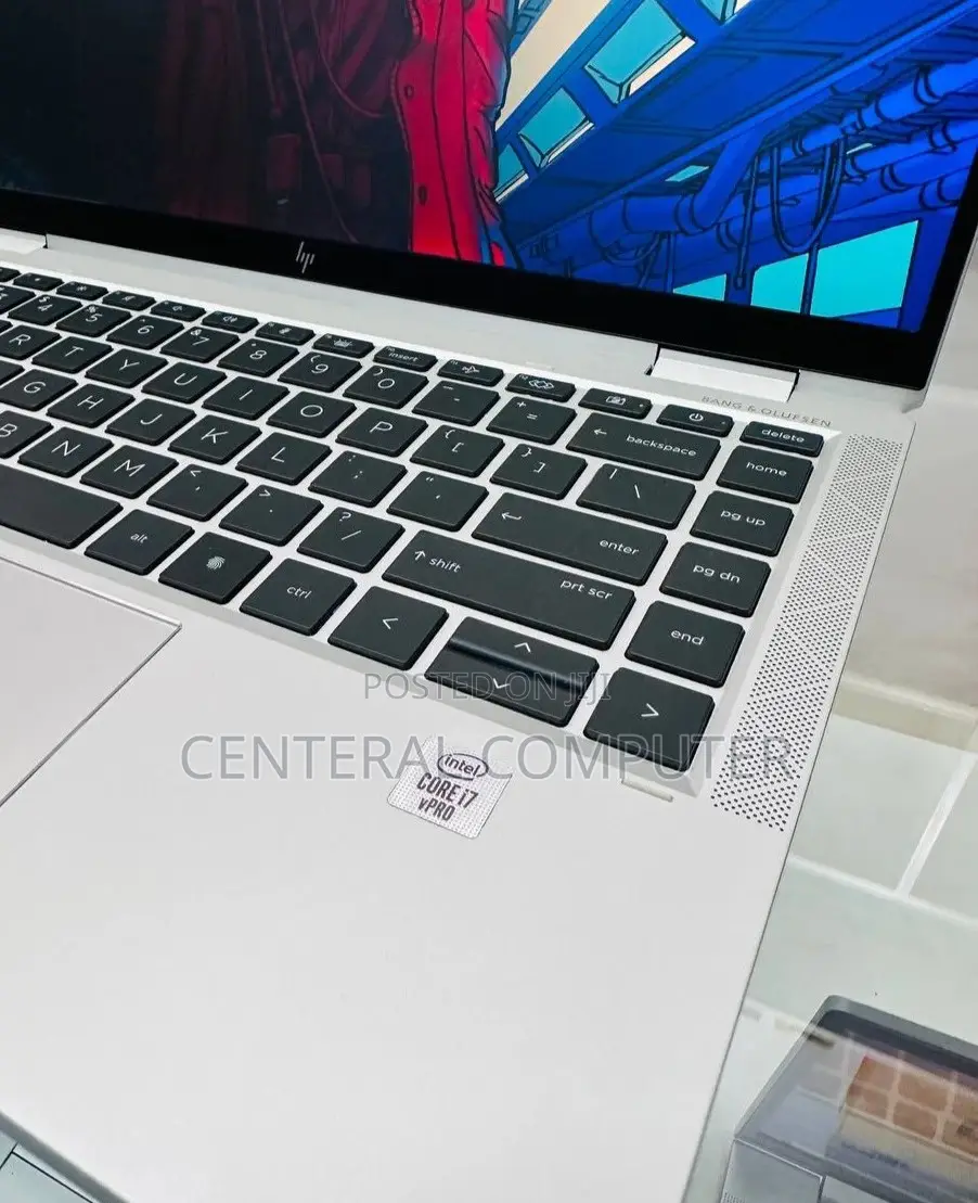New Laptop HP EliteBook X GB Intel Core I7 SSD 512GB