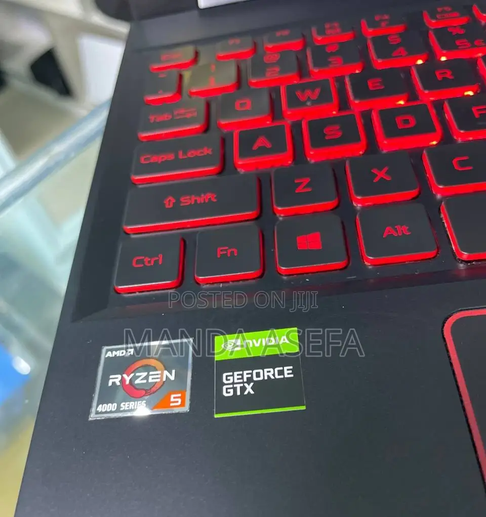 New Laptop Acer Nitro 5 8GB AMD Ryzen 5 SSD 256GB